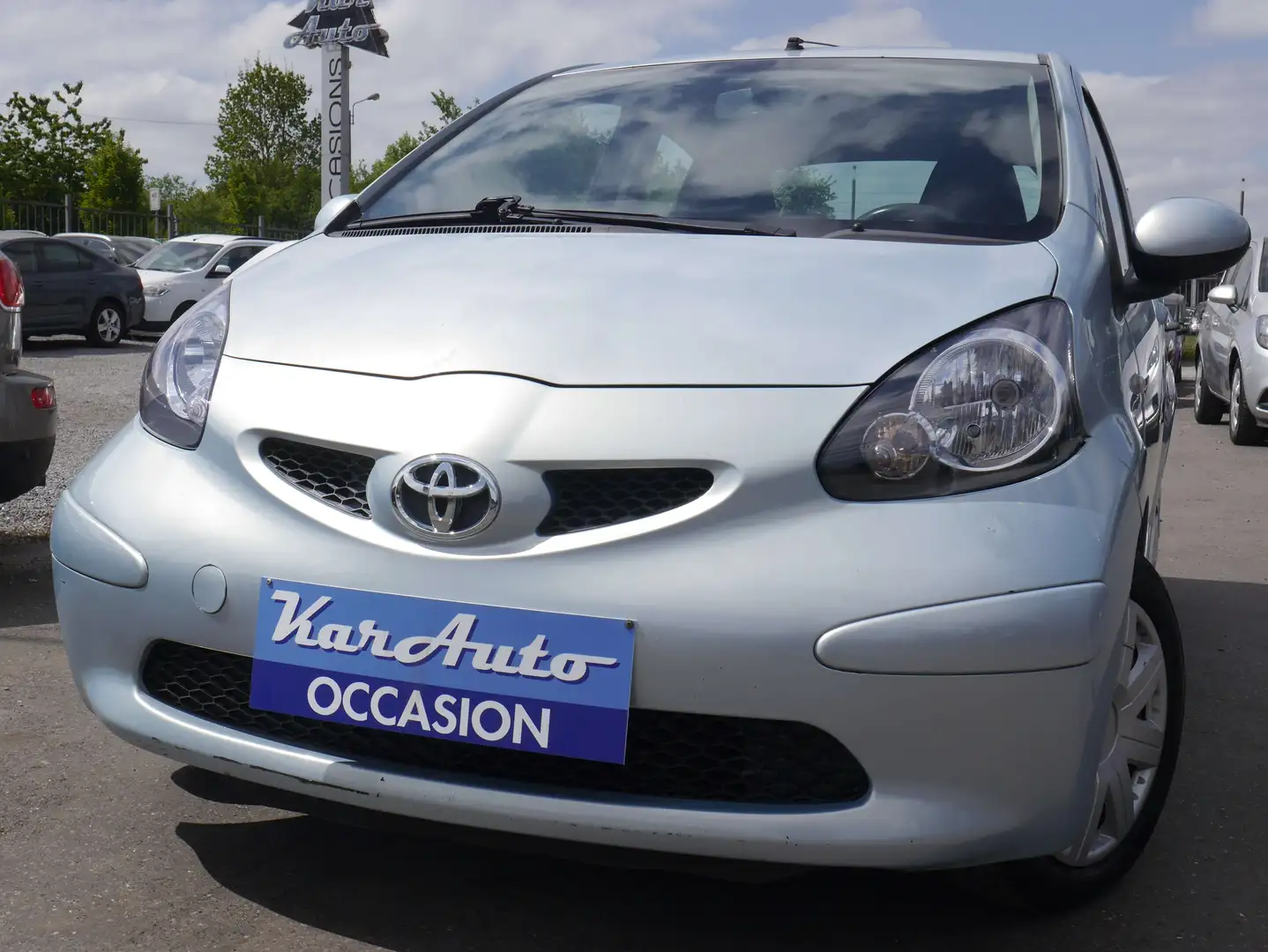 Toyota Aygo 1.0i VVT-i*VE*VC*4 NOUV PNEUS* Gris - 1
