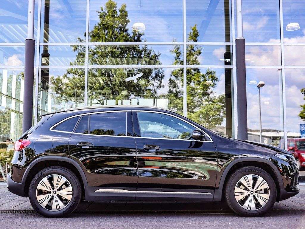Mercedes-Benz EQA