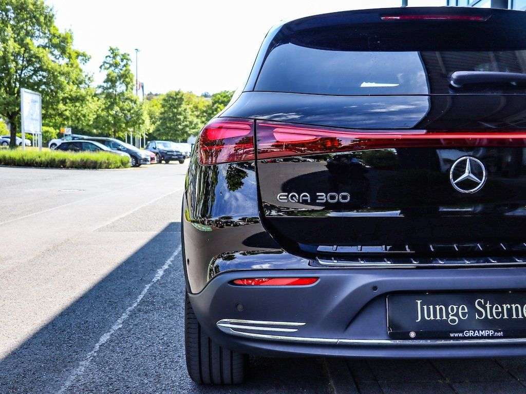 Mercedes-Benz EQA