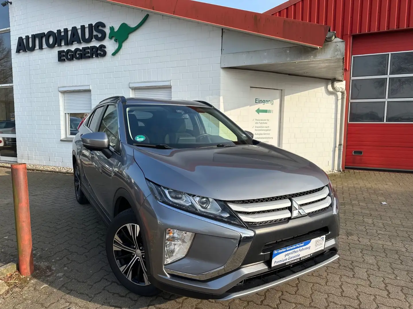 Mitsubishi Eclipse Cross Diamant Edition 2WD/AUT/SHZ/AHK Gri - 1
