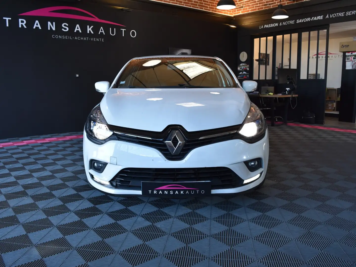 Renault Clio CLIO SOCIETE DCI 90 ENERGY ECO2 82G AIR MEDIANAV Blanc - 2