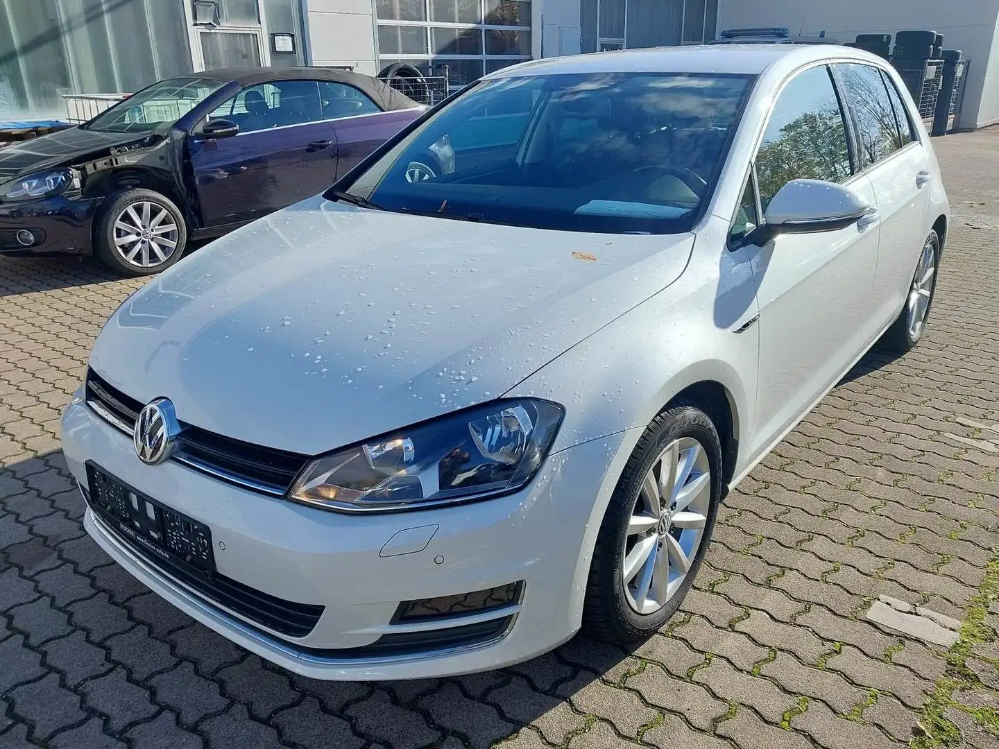 Volkswagen Golf VII Lim. Lounge **OMA´S SCHÄTZLE** Weiß - 1
