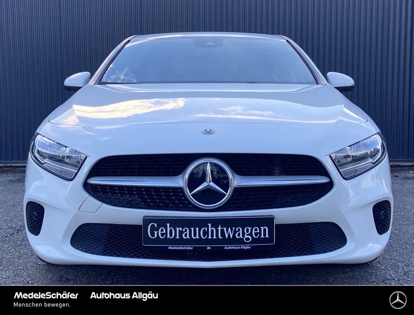 Mercedes-Benz A 180 A 180 Kompaktlimousine Progressive Dist Kam MBUX Weiß - 2