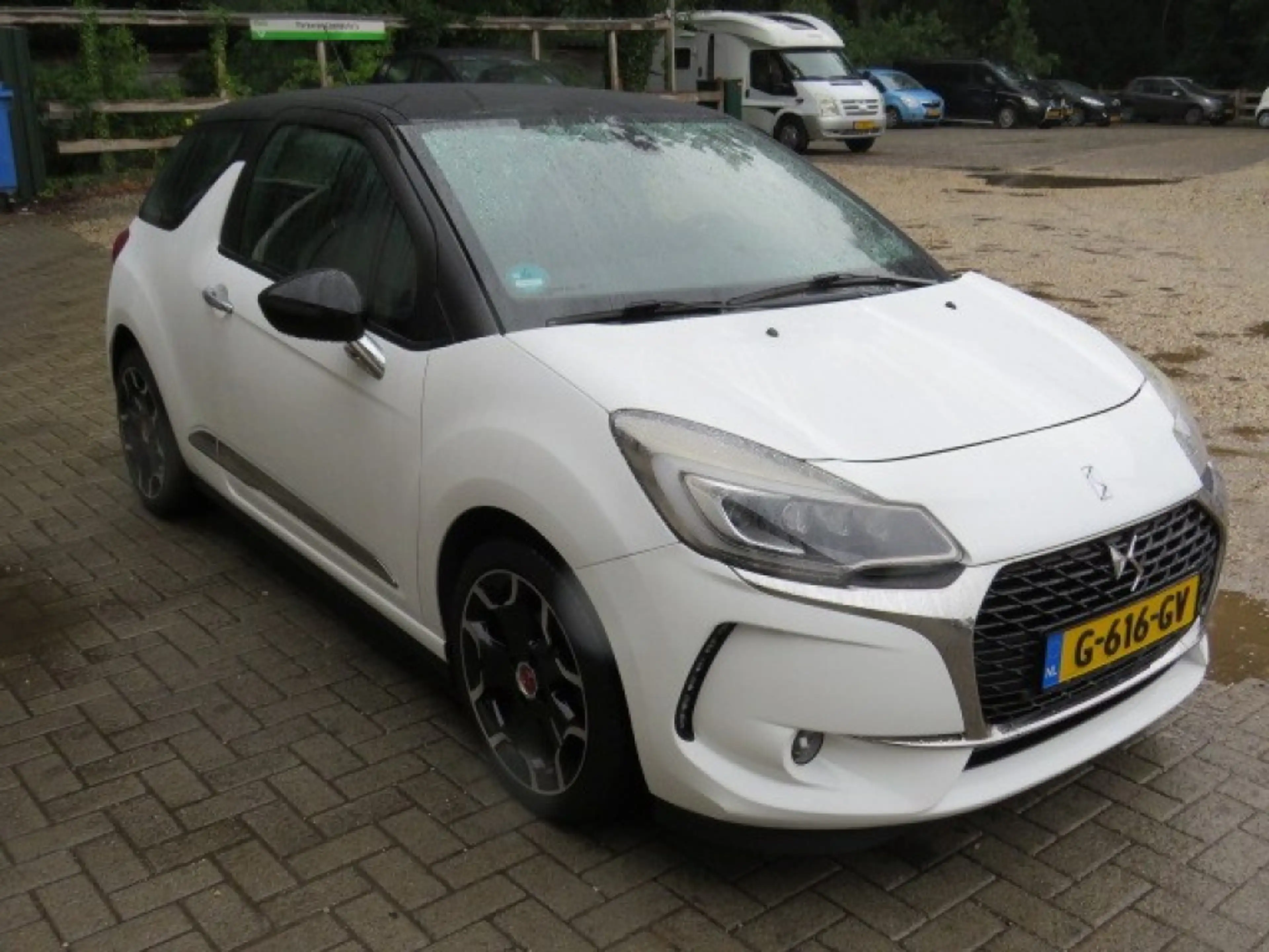Citroen DS3 1.2 PURETECH SO CHIC — photo 7