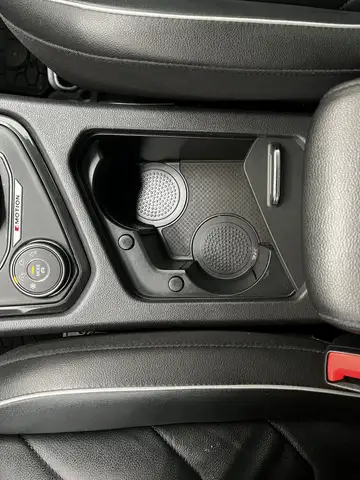 Volkswagen Tiguan view 20