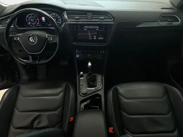 Volkswagen Tiguan view 6