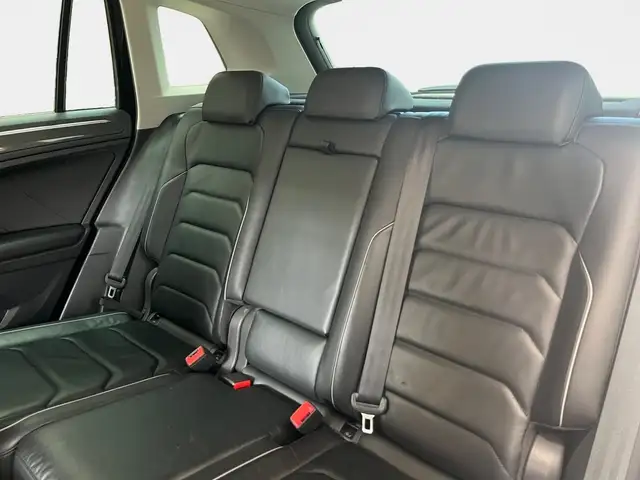 Volkswagen Tiguan view 13