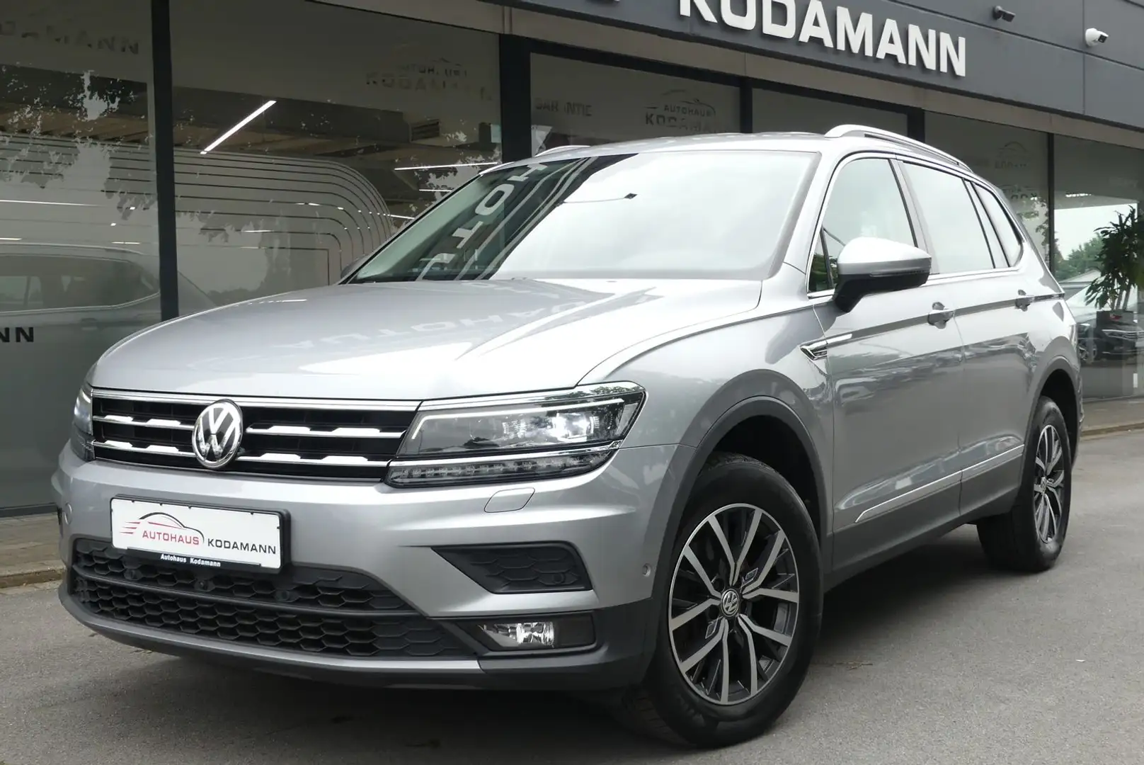 Volkswagen Tiguan Allspace 2.0 TDI Comfortline*360°Cam*AHK* Argent - 1