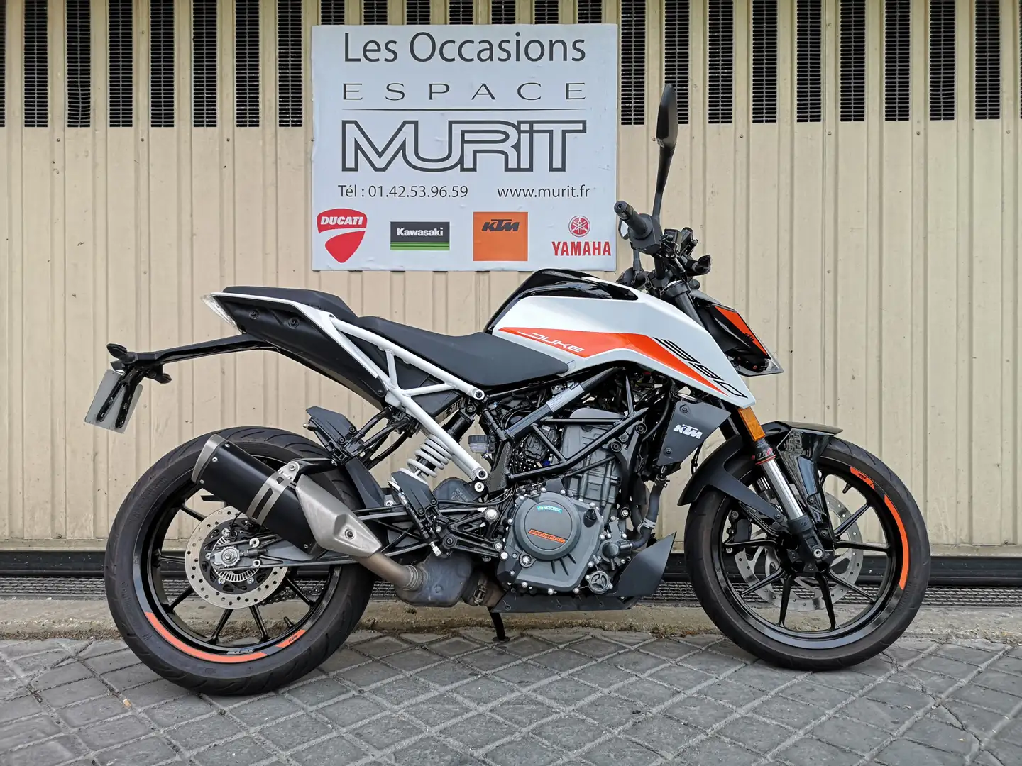 KTM 390 Duke Blanc - 1
