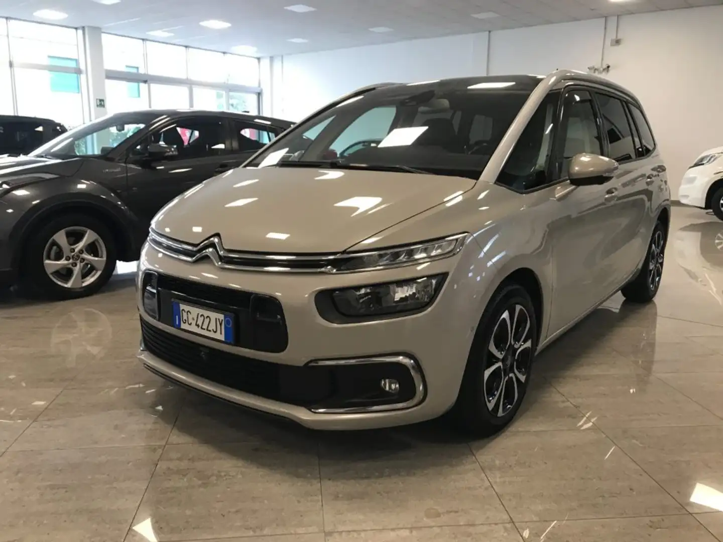 Citroen Grand C4 SpaceTourer BlueHDi 130 S&S EAT8 Shine 7 posti Beige - 2