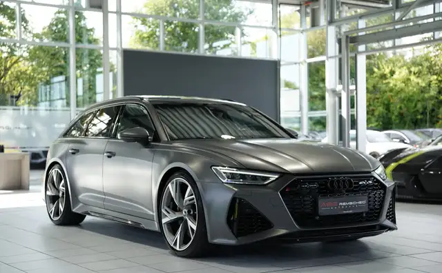 Audi RS6 view 6