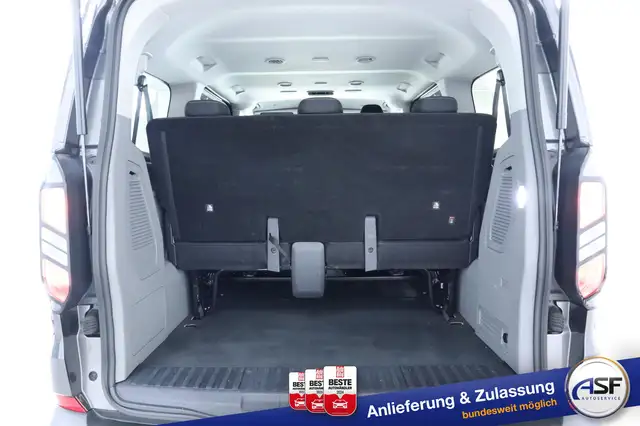 Ford Tourneo Custom view 9