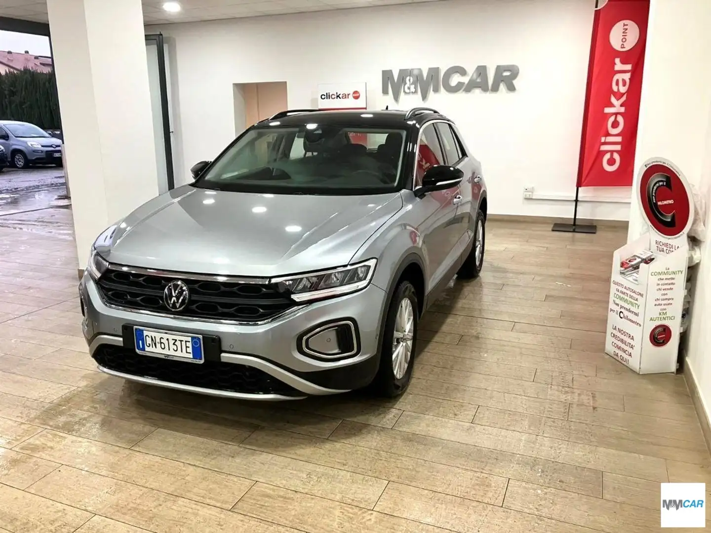 Volkswagen T-Roc 1.5 TSI ACT DSG Life Grigio - 2