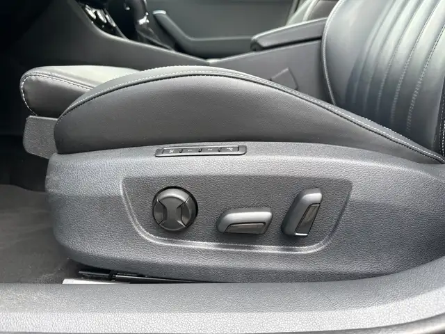 Skoda Superb view 12