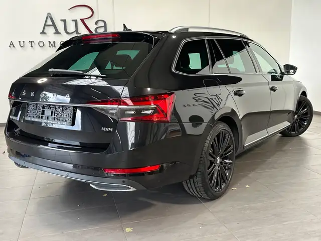Skoda Superb view 5