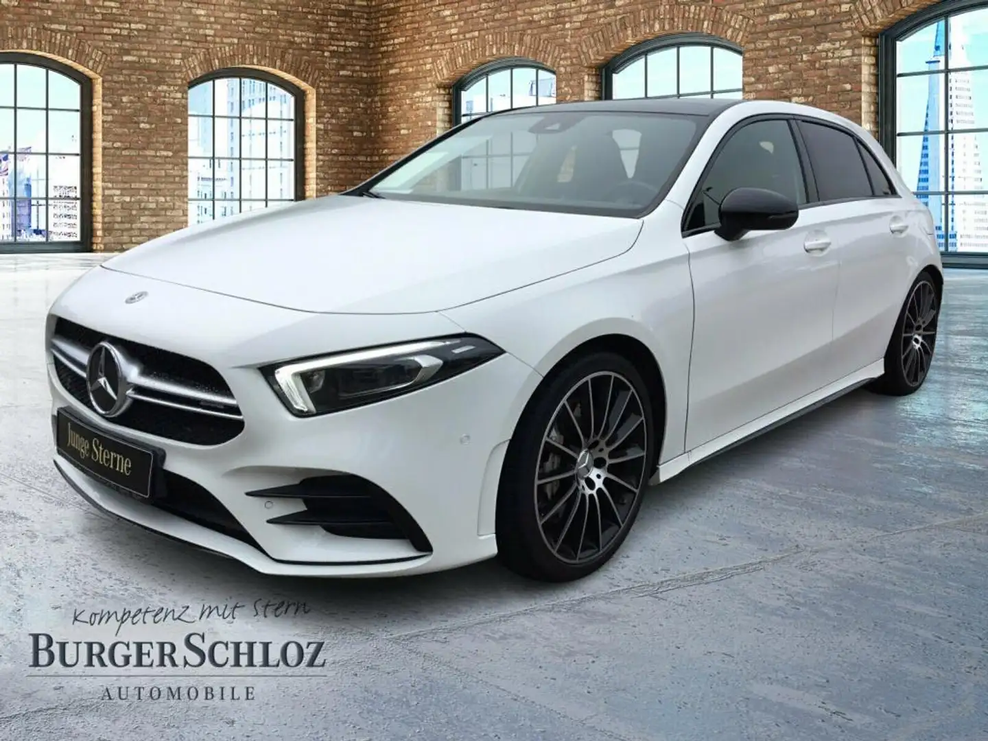 Mercedes-Benz A 35 AMG A 35 4M Pano ParkAss. SpurW KAM S-Sitz SHZ LED Weiß - 1