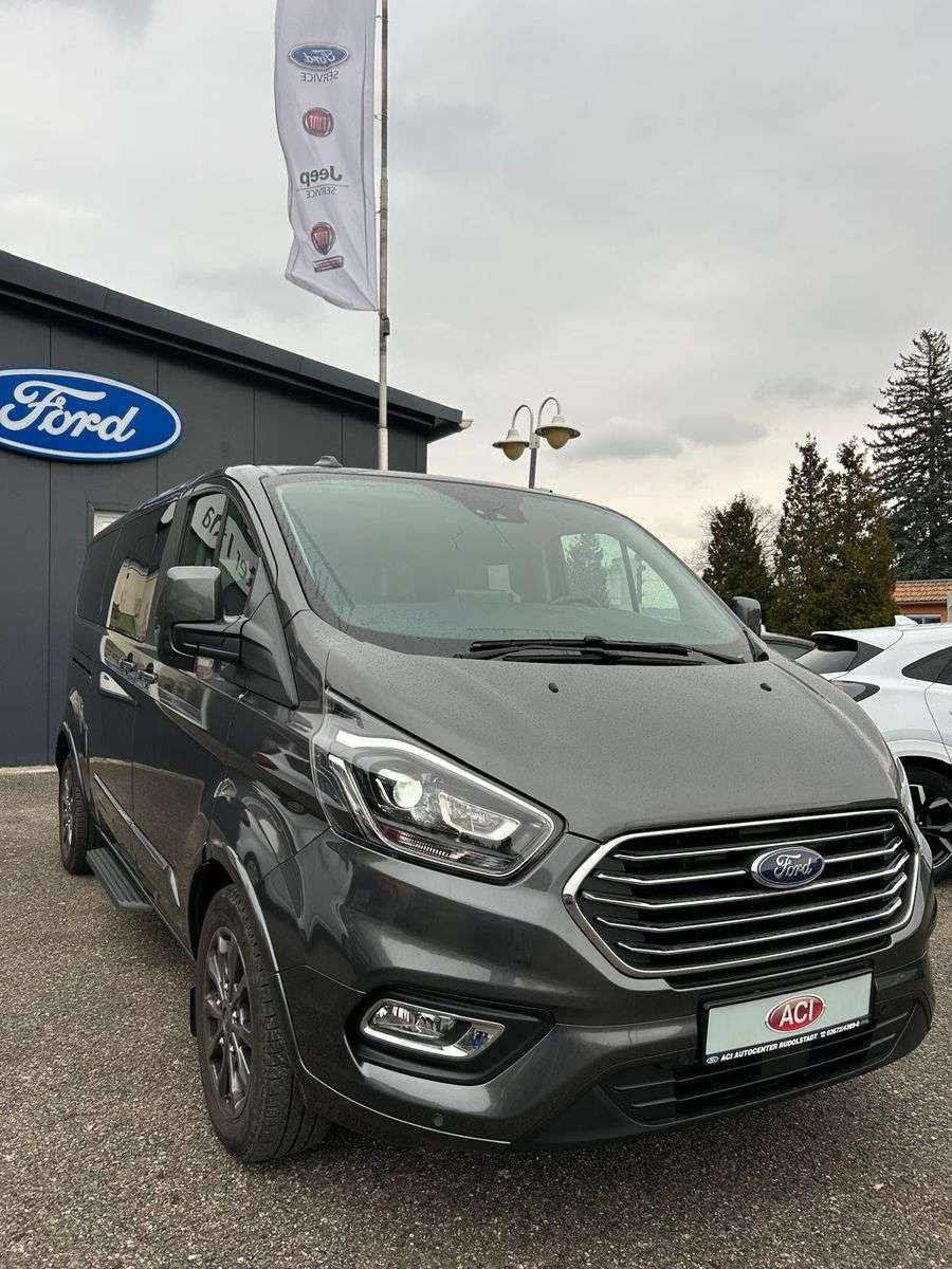 Ford Tourneo Custom