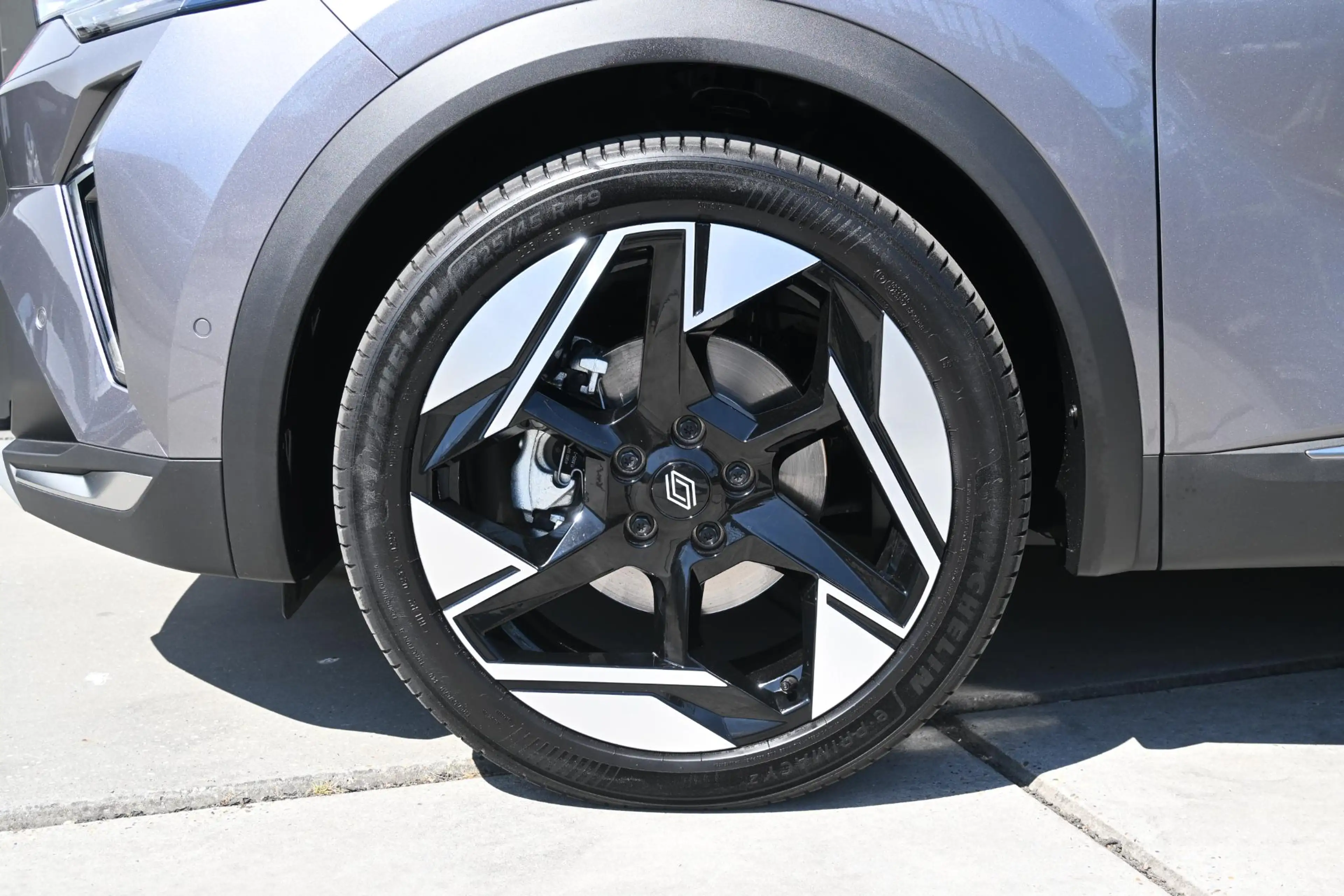 Renault Symbioz E-Tech full hybrid 145 iconic | STUUR/STOELVERWARM — photo 4