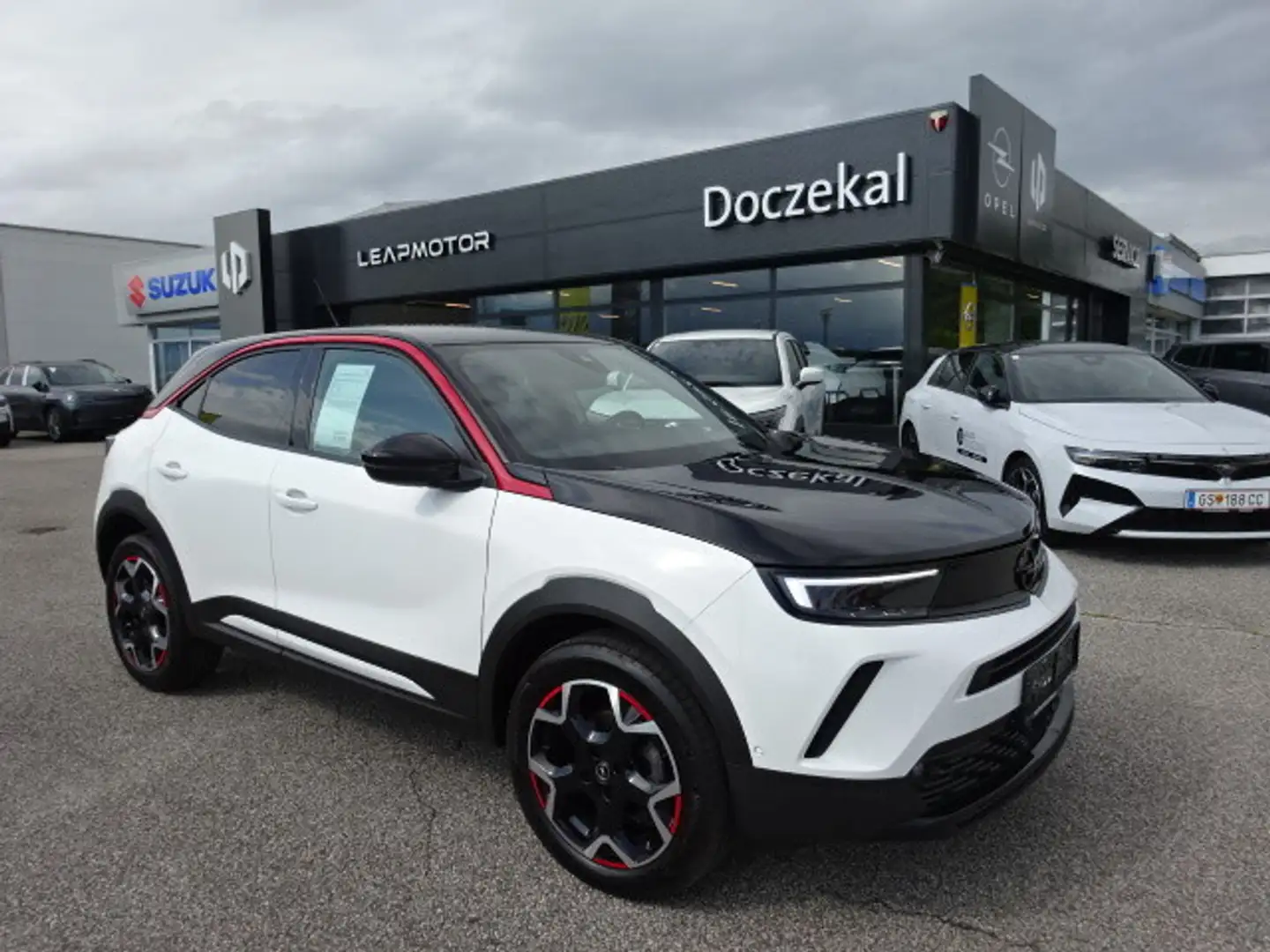Opel Mokka 1,2 Direct Injection Turbo GS Aut. Weiß - 1