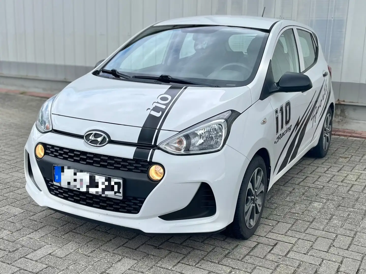Hyundai i10 1.0 Pure (EURO 6d-TEMP) 1.0 EU6d-T Pure (EURO 6d-T Weiß - 2