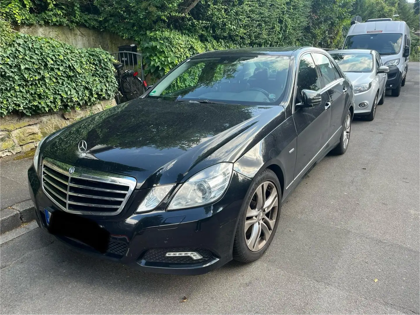 Mercedes-Benz E 350 E 350 CGI BlueEFFICIENCY 7G-TRONIC Avantgarde Noir - 1
