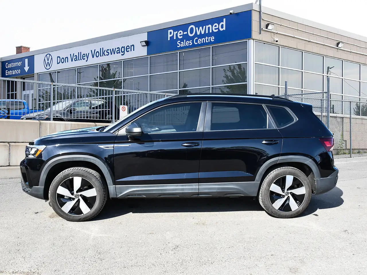 Volkswagen Taos снимка Volkswagen Taos