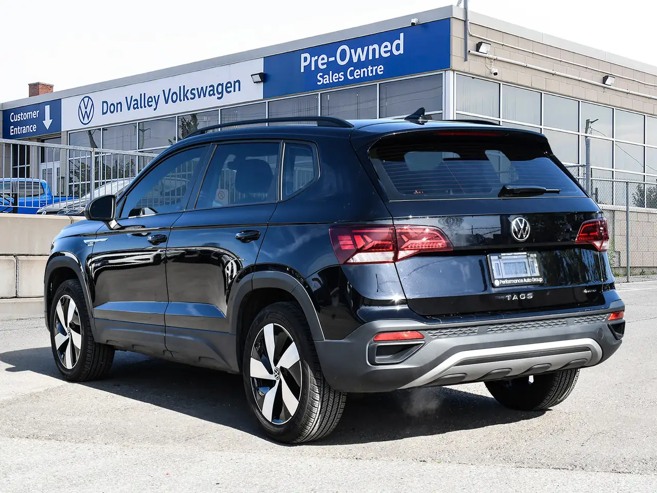 Volkswagen Taos снимка Volkswagen Taos