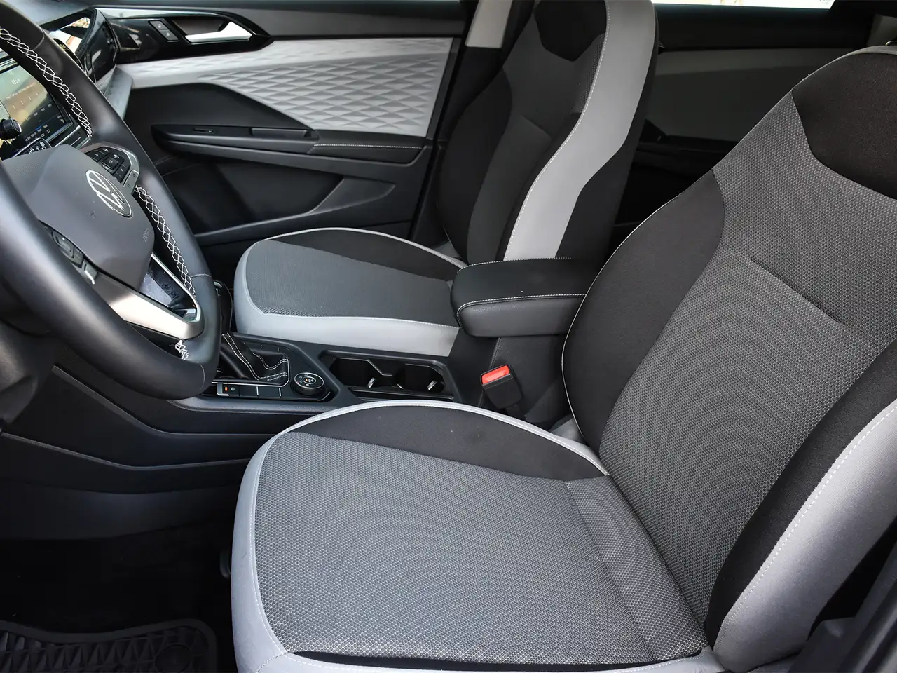 Volkswagen Taos снимка Volkswagen Taos
