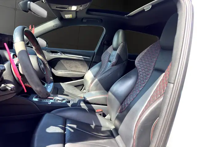 Audi RS3 view 4
