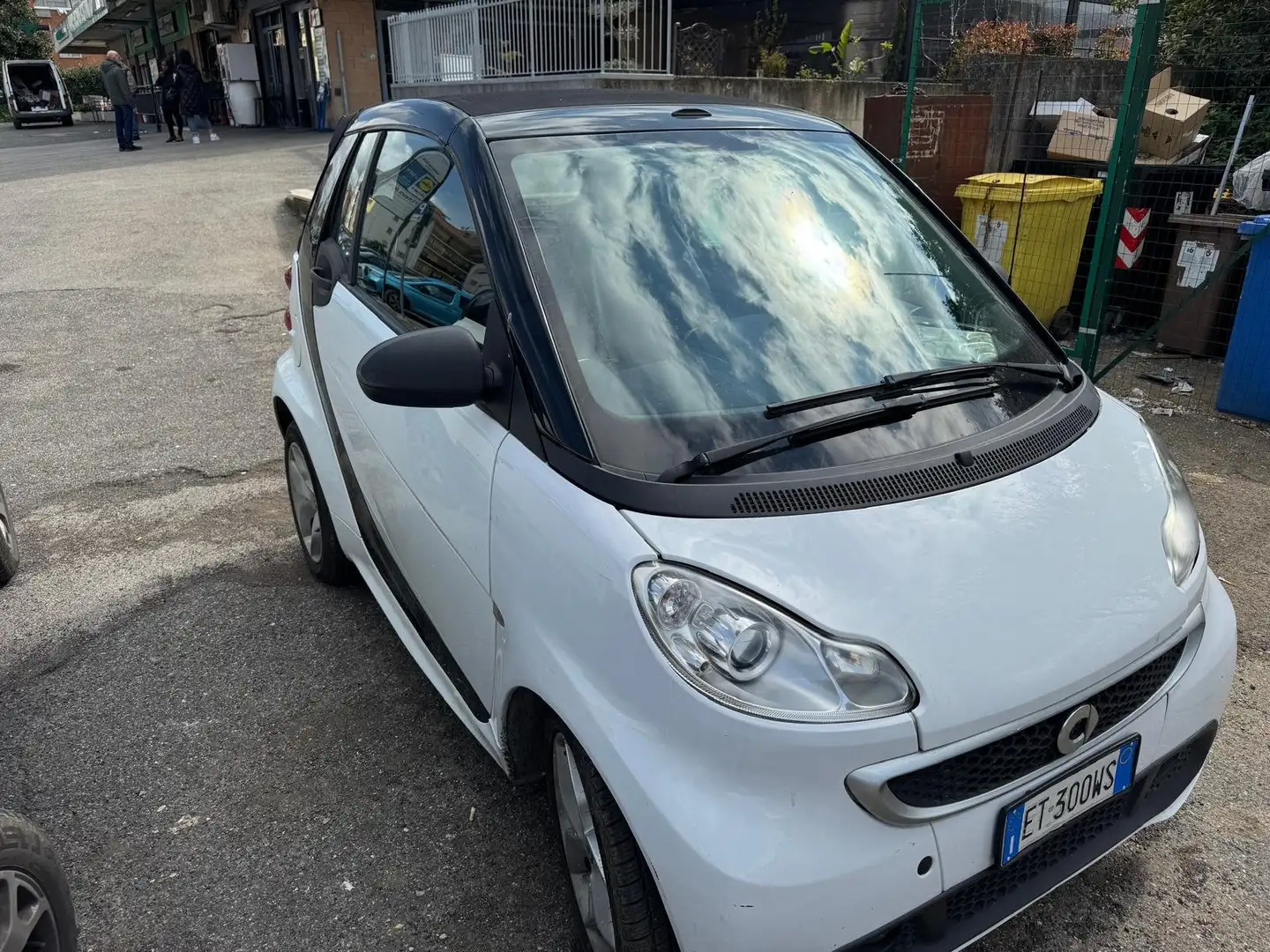 smart forTwo Fortwo Cabrio 1.0 mhd Pulse 71cv FL Bianco - 1