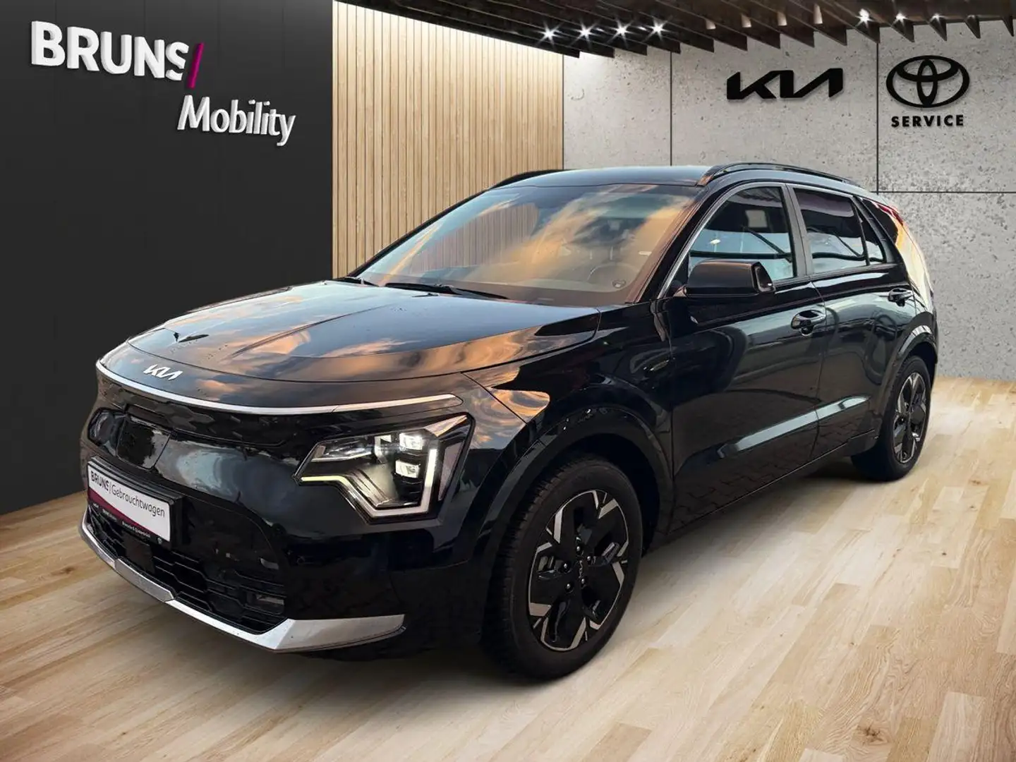 Kia Spirit 64,8 kWh Чорний - 2