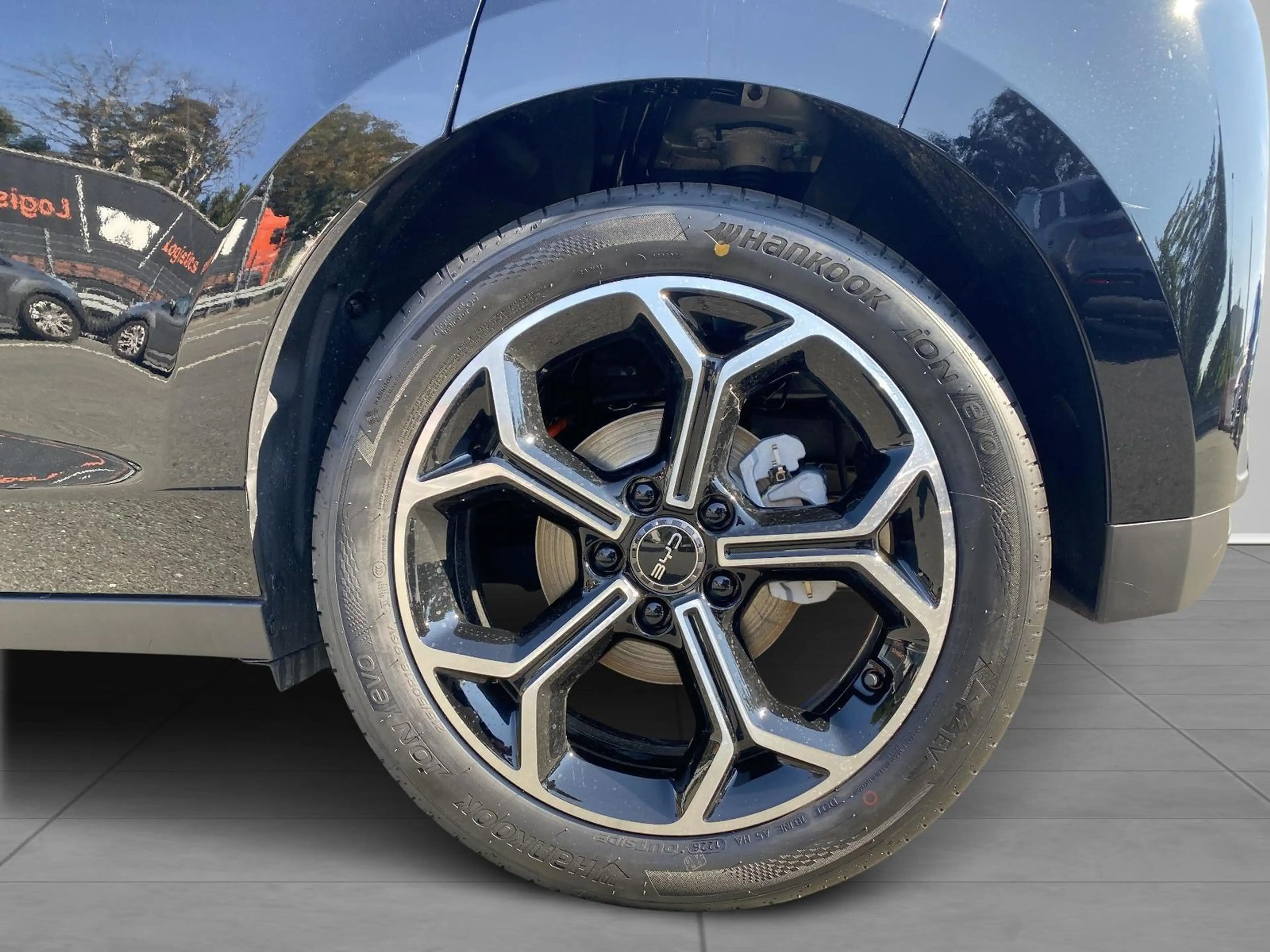 BYD Dolphin G DM-i Comfort — photo 6