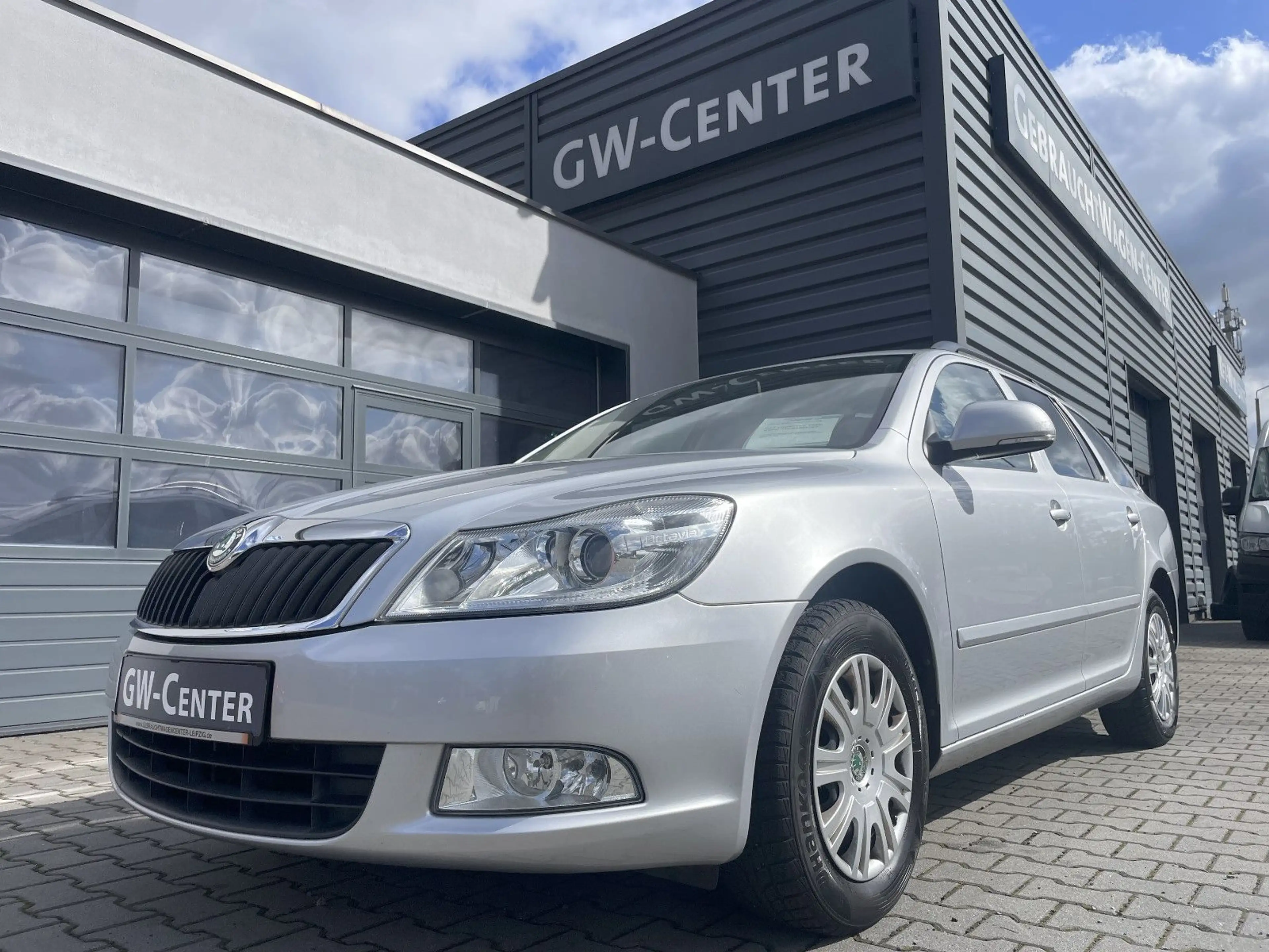 Skoda Octavia Combi Ambition AHK / Tempomat