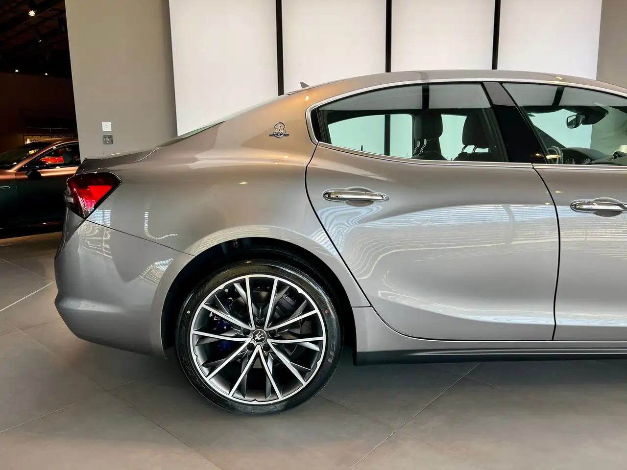 Maserati Ghibli 2021