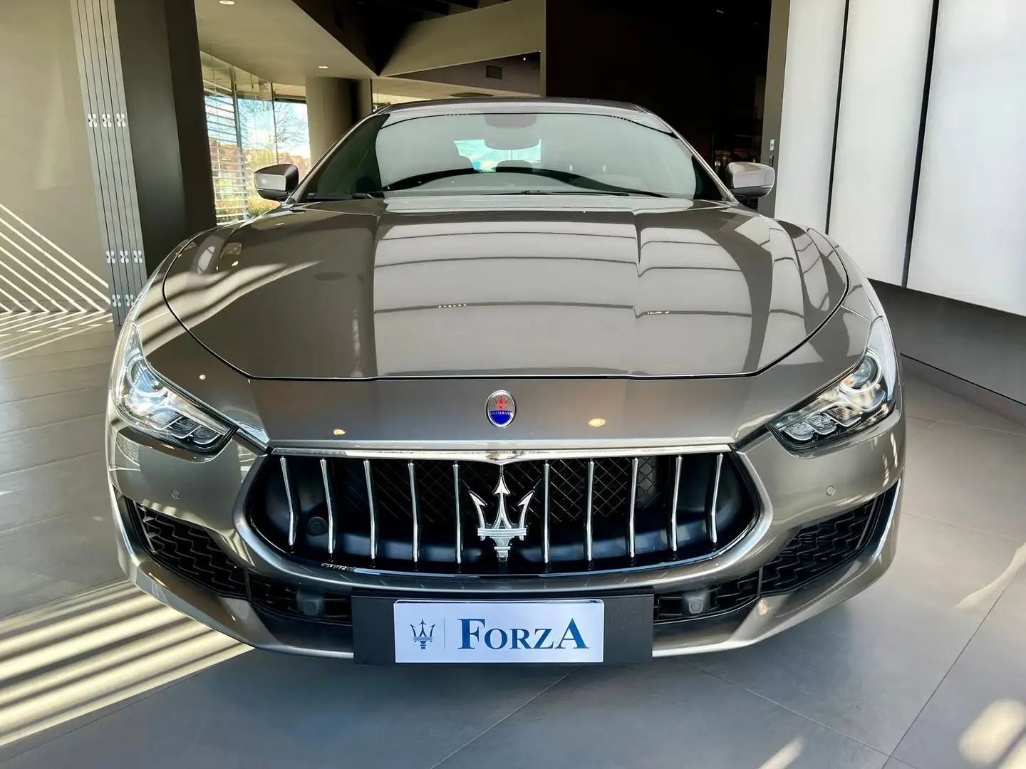Maserati Ghibli 2.0 mhev GT 330cv , Iva esposta , km certificato Grigio - 2