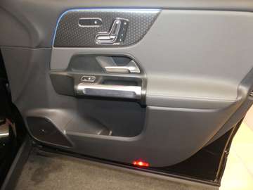 Bild 25 Mercedes-Benz EQB 300 4Matic, ELECTRIC ART ADVANCED PLUS, PSD.