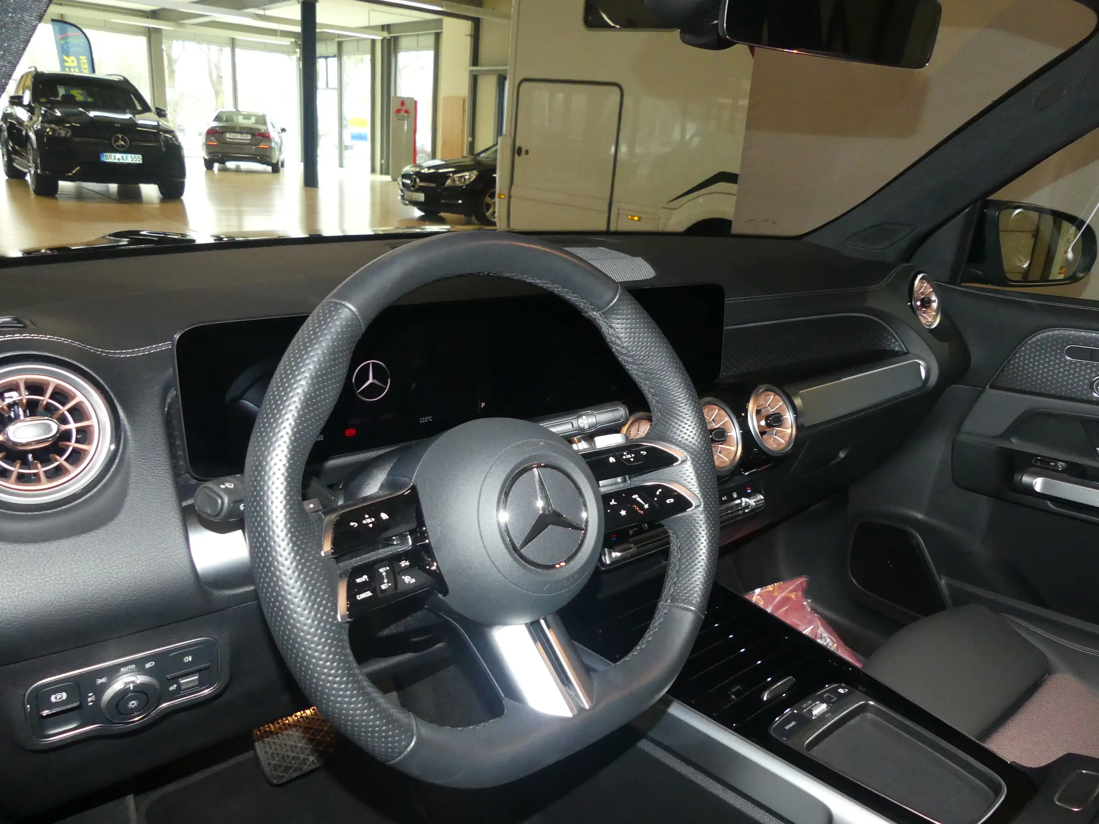 Mercedes-Benz EQB 300 EQB 300 4Matic, ELECTRIC ART ADVANCED PLUS, PSD. — photo 4