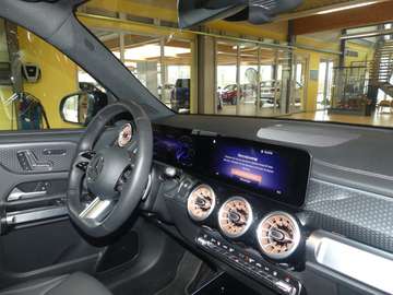 Bild 22 Mercedes-Benz EQB 300 4Matic, ELECTRIC ART ADVANCED PLUS, PSD.