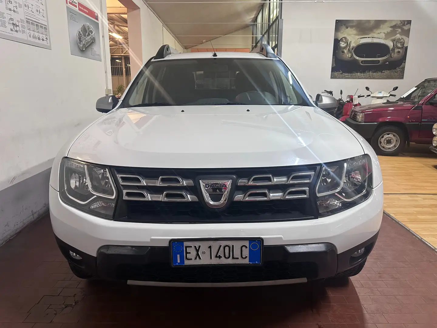 Dacia Duster Duster 1.5 dci Laureate 4x2 110cv 1 proprietario Bianco - 2