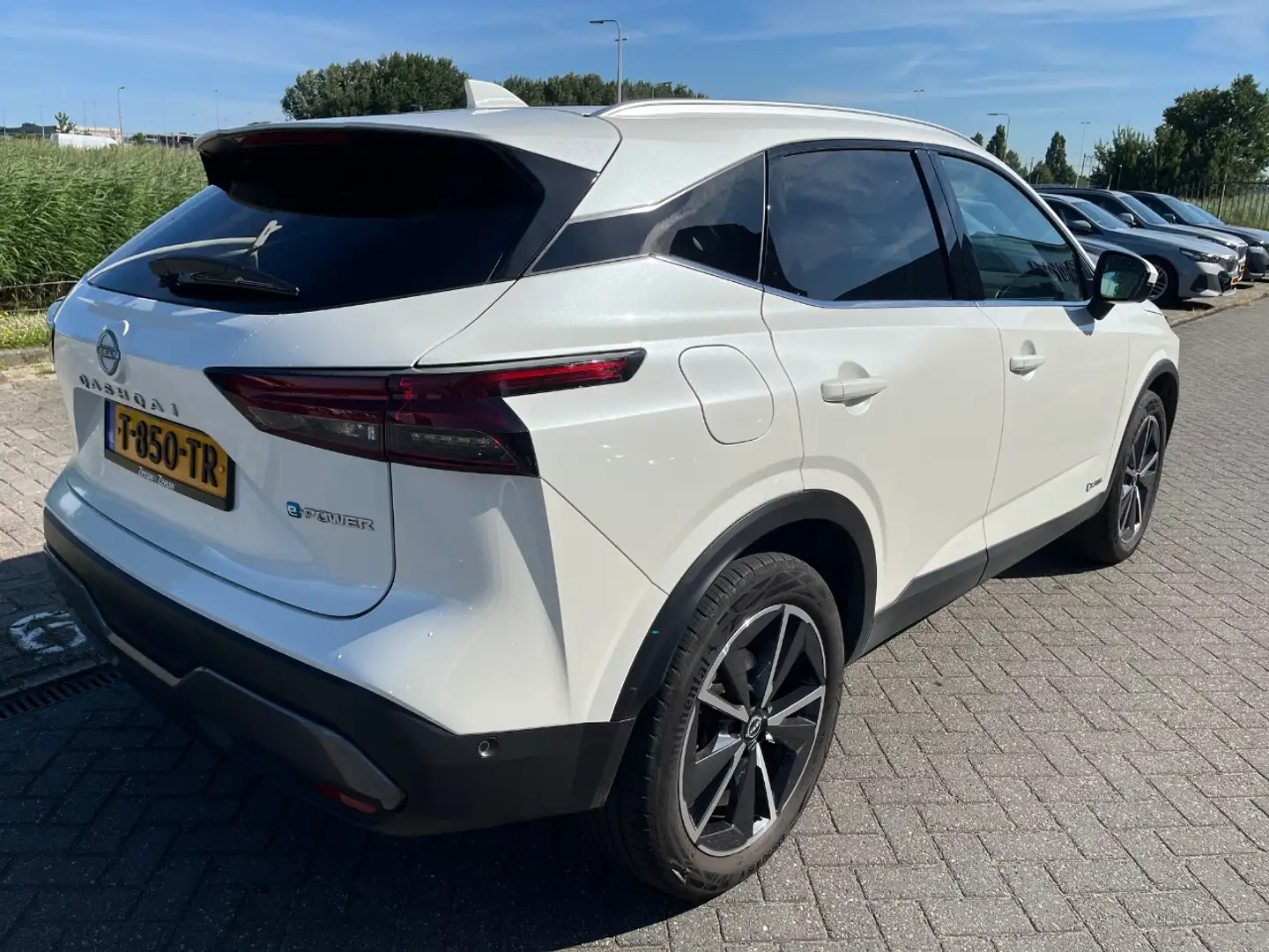 Nissan Qashqai 1.5 e-Power Tekna Plus | Elek. stoelen | Panorama Wit - 2