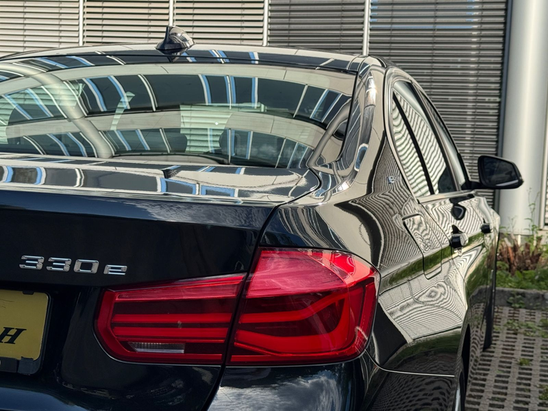 BMW 330 e Lim * Kamera *Carplay * — photo 10