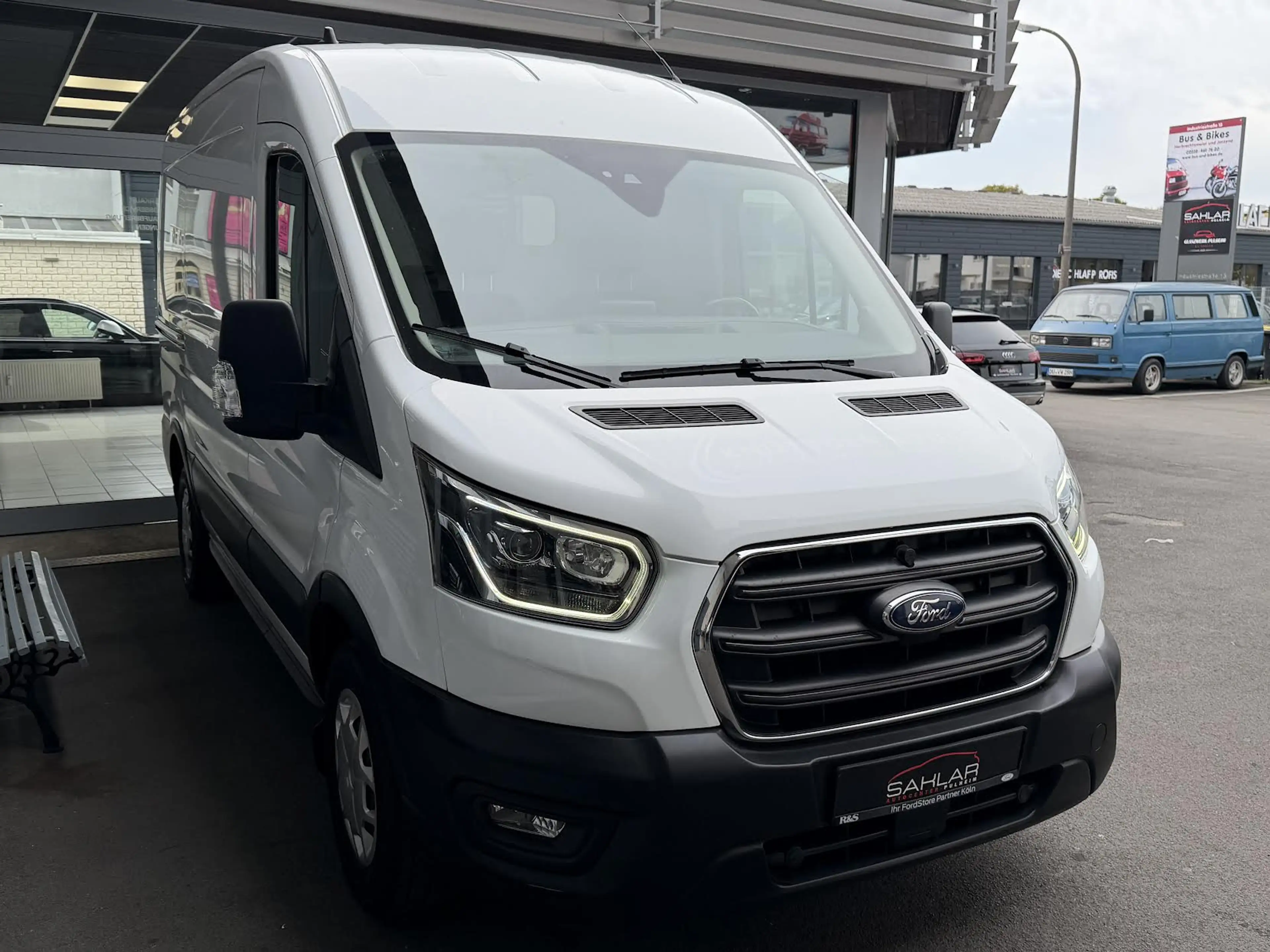 Ford Transit 350 L2 Trend°AHK°KAMERA°BI-XEN°NAVI°BLUETOOTH — photo 4