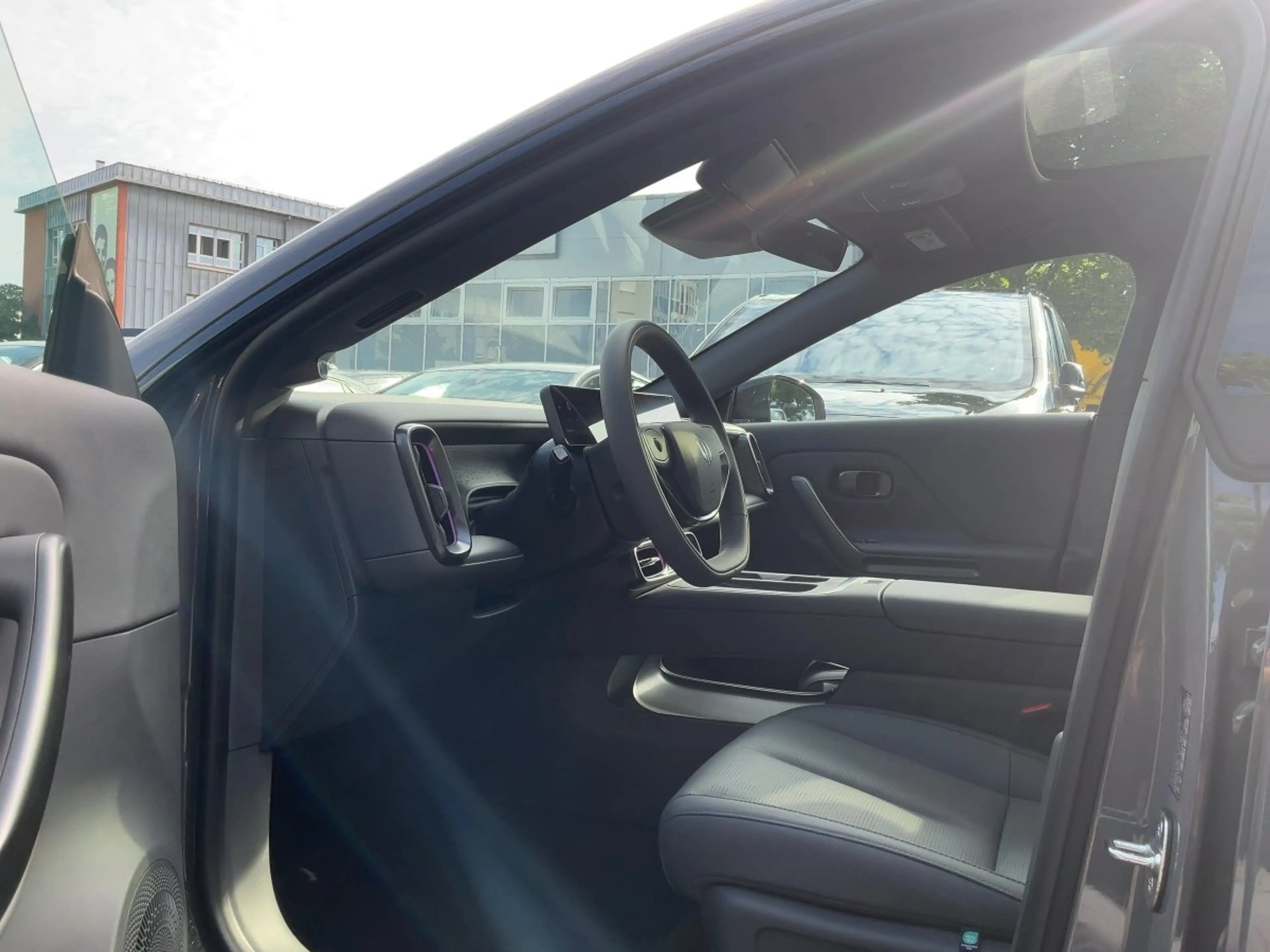 Leapmotor B05 BEV Design Pro Max ACC+LED+Navi+Pano+SD — photo 9