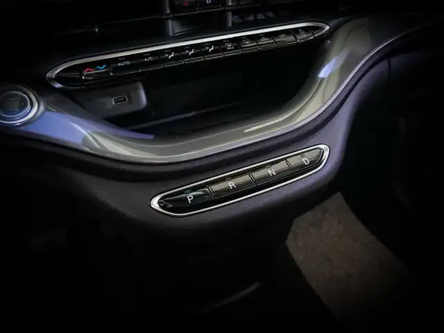 Fiat 500e view 15