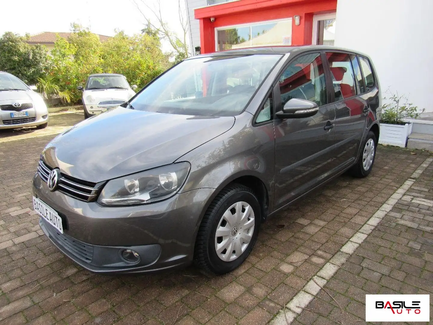 Volkswagen Touran Business 1.6 TDI Comfortline Gris - 2