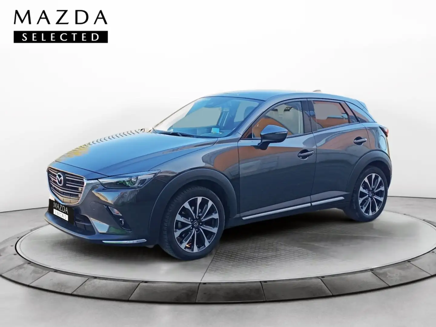 Mazda CX-3 2.0 Skyactiv-G Zenith 2WD Aut. 89kW Šedá - 1