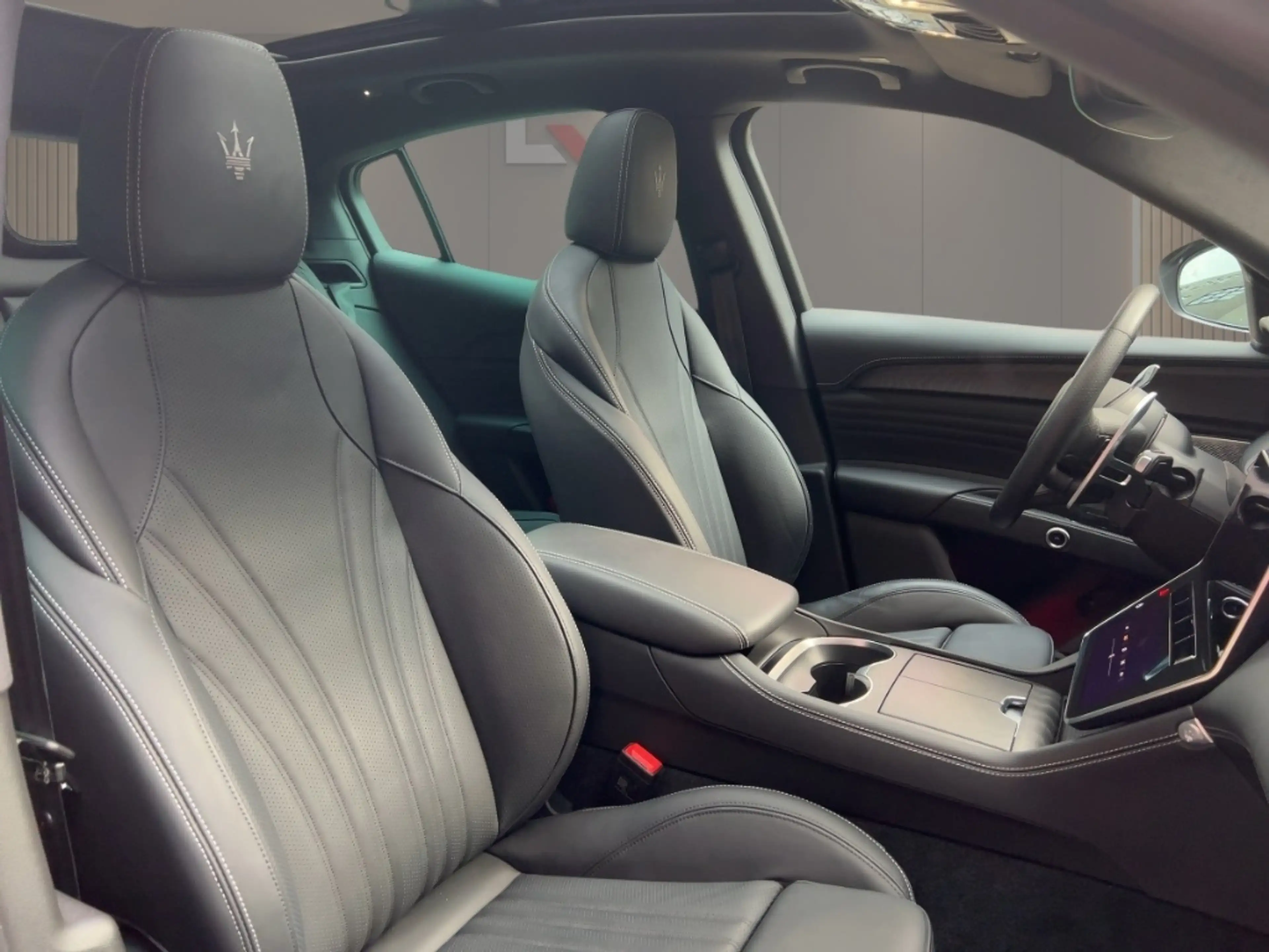 Maserati Grecale MODENA Garantie bis 11/2030 Top-Ausstattung — photo 10