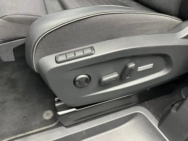 Volkswagen Id. Buzz view 15