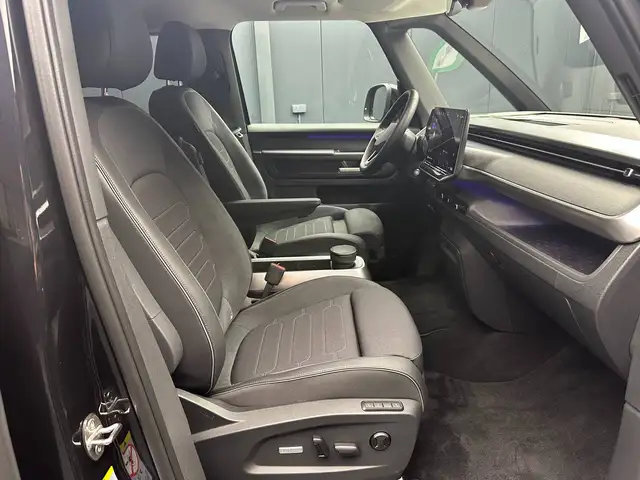 Volkswagen Id. Buzz view 10