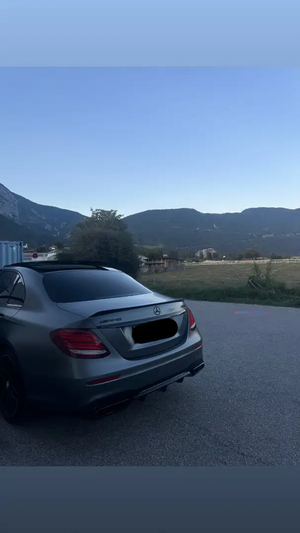 Mercedes-Benz E 63 AMG E 63 S AMG 4Matic+ (213.089) Grau - 2